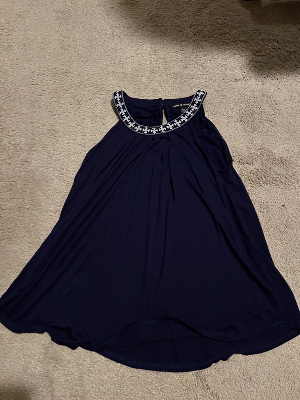Cable & Gauge Navy Razorback Tank Top- with Embroidered Neckline-size M, EUC